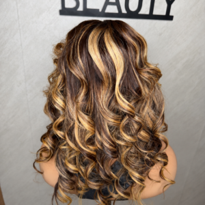 The Main Character– Wavy Hilights | 22” Glueless Ready-to-Wear Human Hair Wig